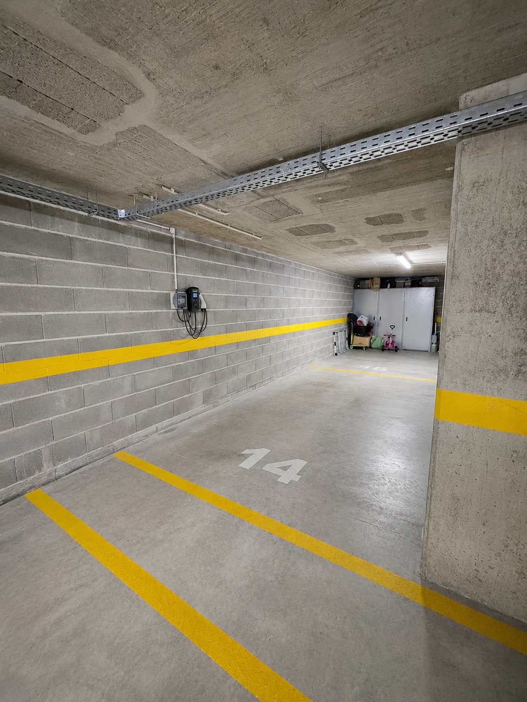 Garagem do apartamento T3 na Quinta da Portela